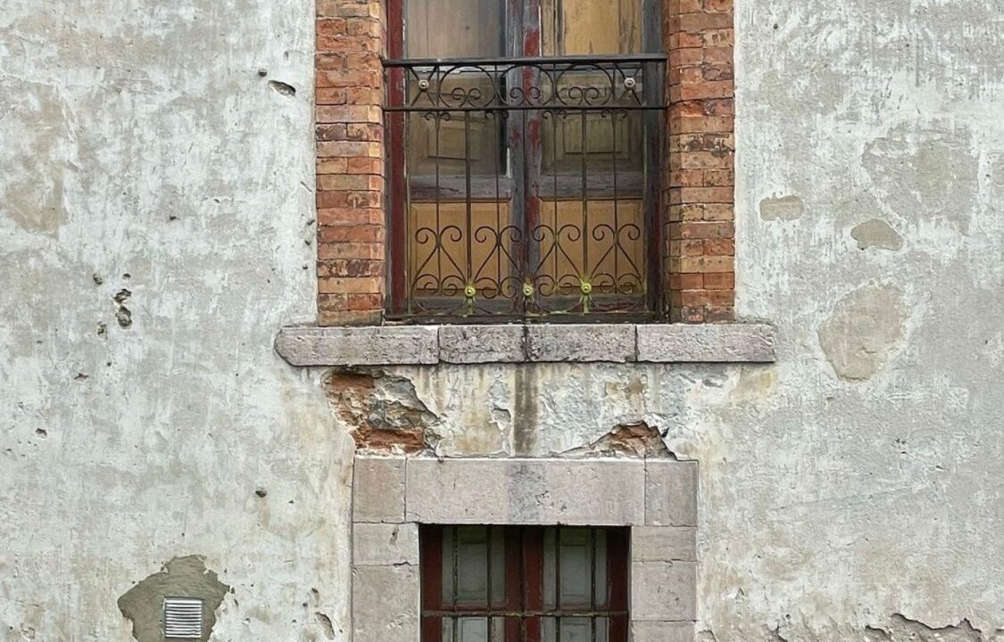 1-2